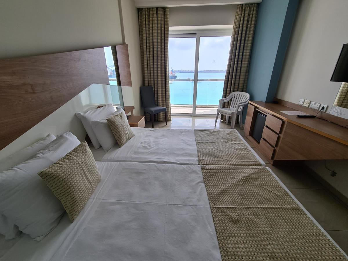 Water'S Edge Hotel Birżebbuġa Εξωτερικό φωτογραφία