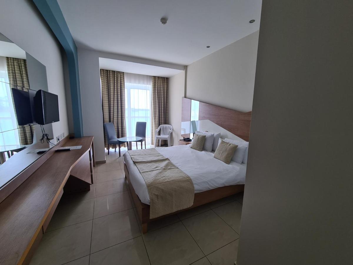 Water'S Edge Hotel Birżebbuġa Εξωτερικό φωτογραφία