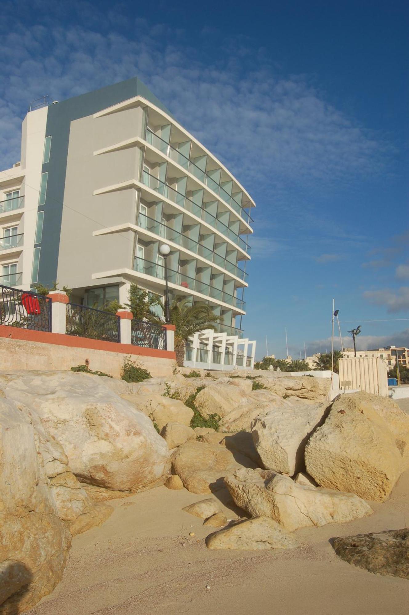 Water'S Edge Hotel Birżebbuġa Εξωτερικό φωτογραφία