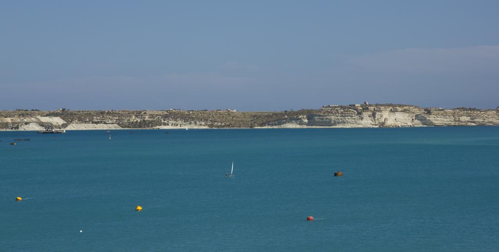 Water'S Edge Hotel Birżebbuġa Εξωτερικό φωτογραφία
