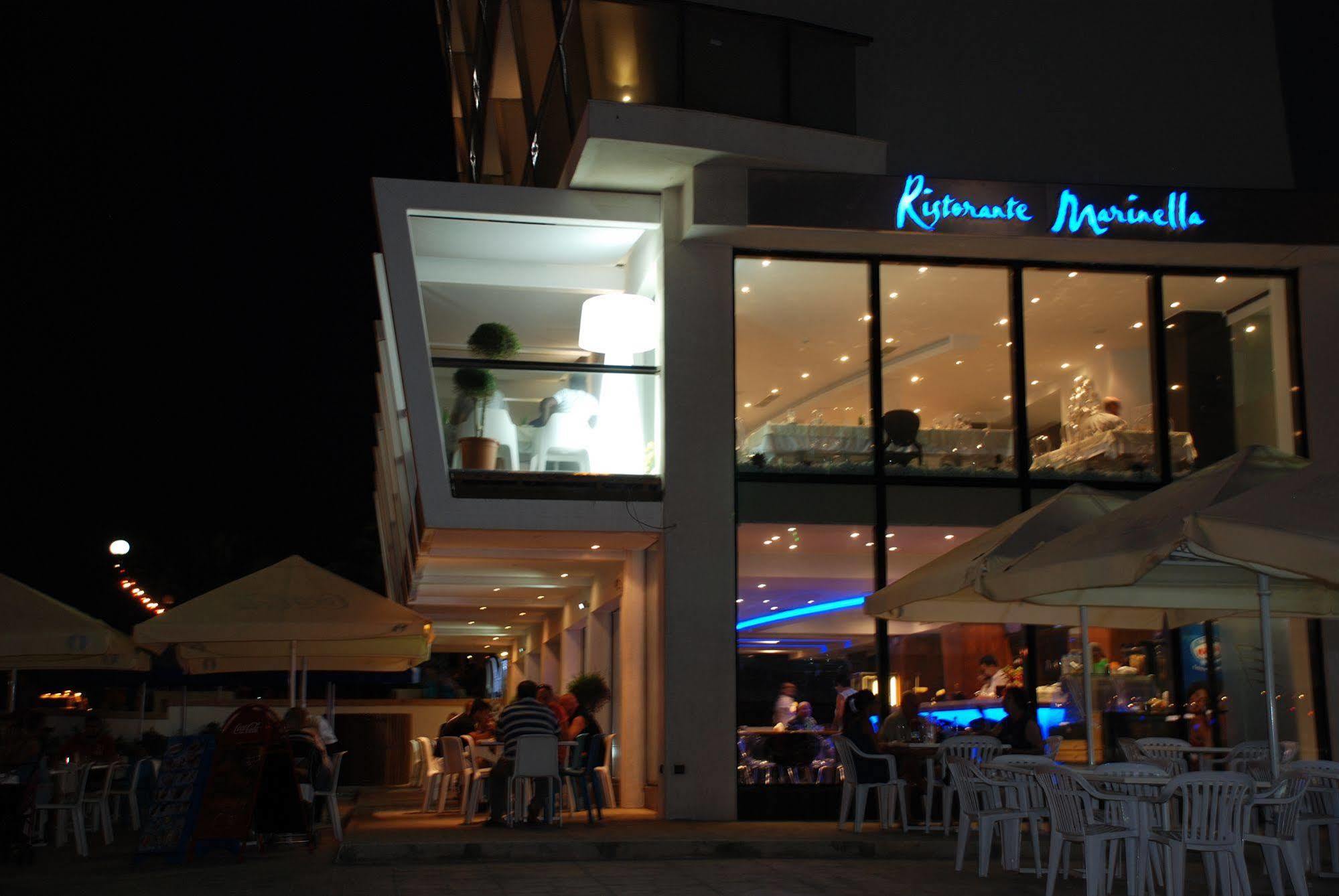 Water'S Edge Hotel Birżebbuġa Εξωτερικό φωτογραφία