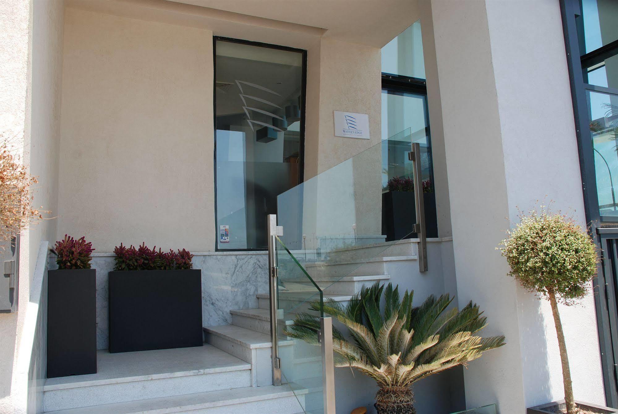 Water'S Edge Hotel Birżebbuġa Εξωτερικό φωτογραφία